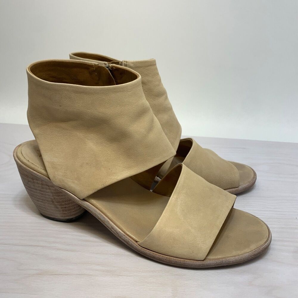 P.Monjo Womens Leather Heeled Sandals Size 41‎ Made in Spain